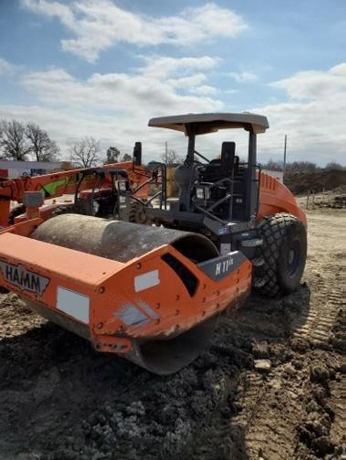 Used 2016 HAMM H11IX