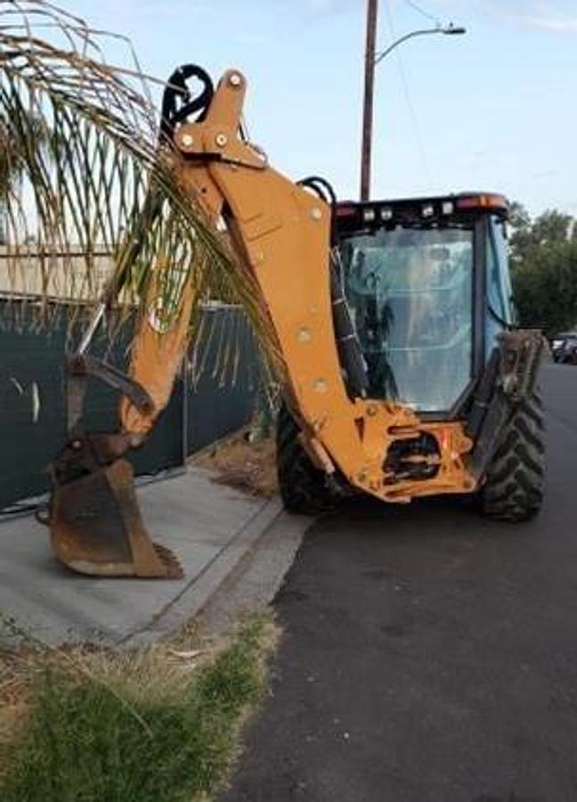 Used 2017 CASE 580N EP