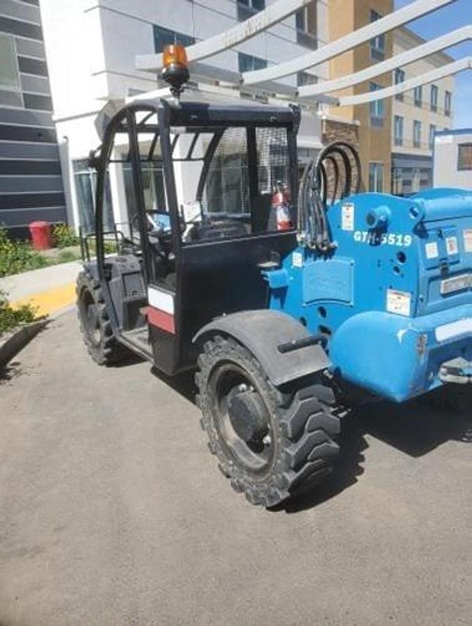 Used 2015 GENIE GTH5519
