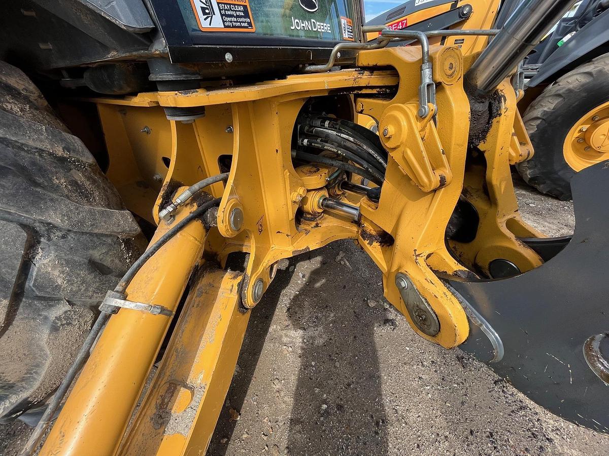 Used 2019 DEERE 410L
