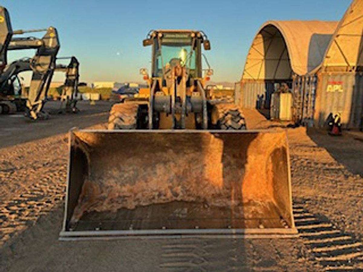 Used 2017 DEERE 644K