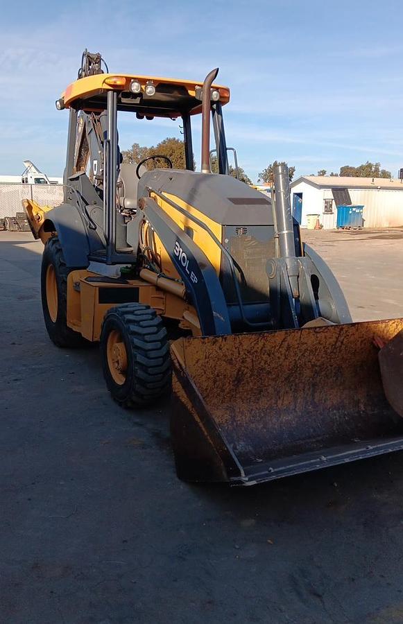 Used 2018 DEERE 310L EP