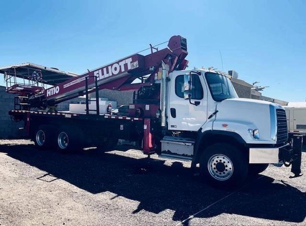 Used 2015 ELLIOTT H110 MOUNTED ON 2015 FREIGHTLINER 108SD