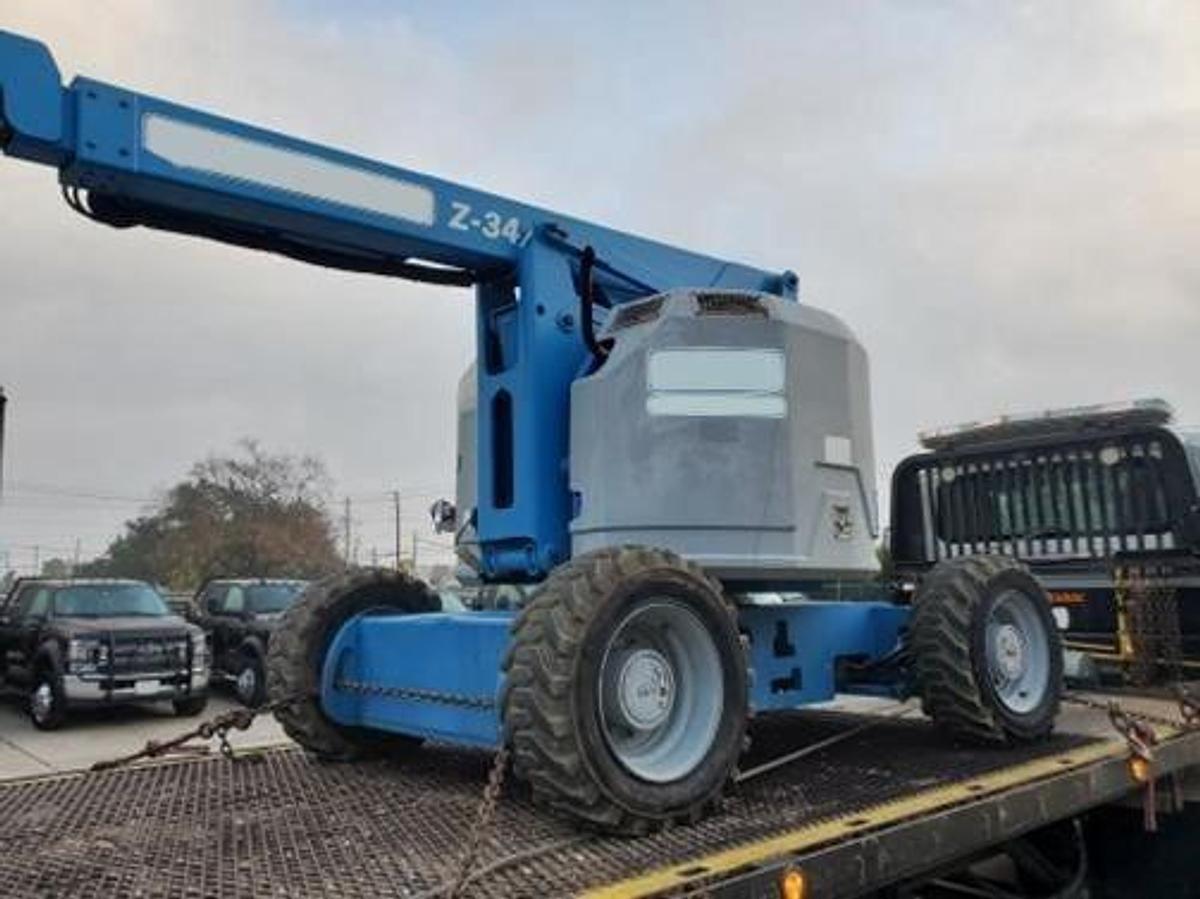 Used 2014 GENIE Z34/22IC