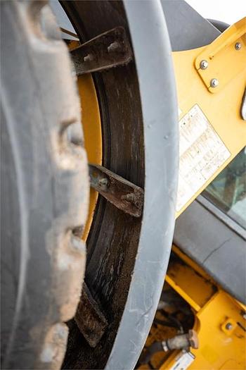 Used 2017 DEERE 544K