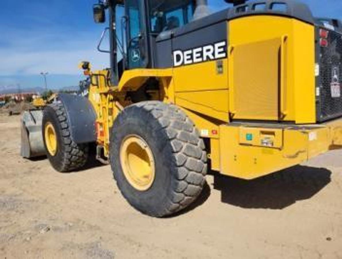 Used 2018 DEERE 644K
