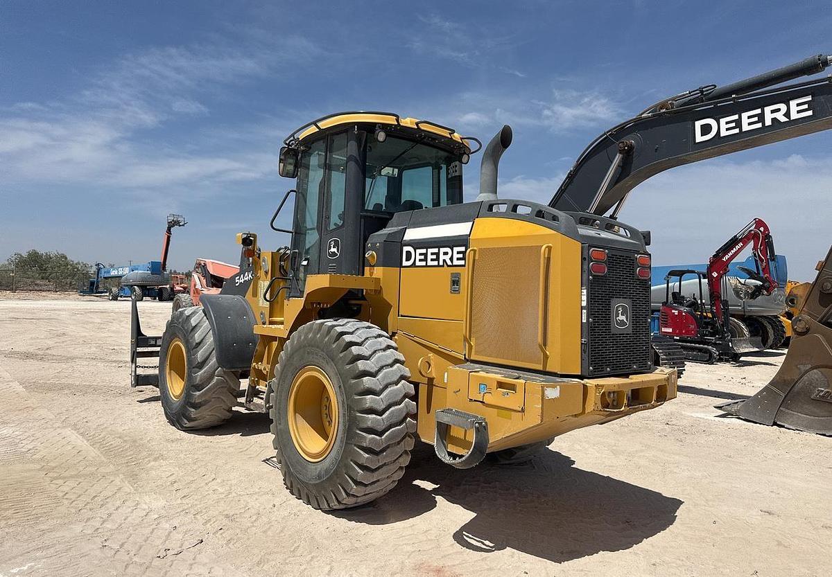 Used 2018 DEERE 544K