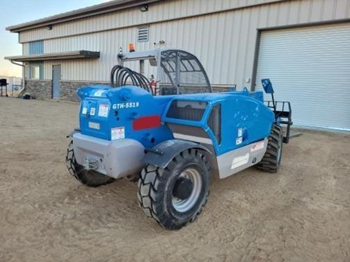 Used 2014 GENIE GTH5519