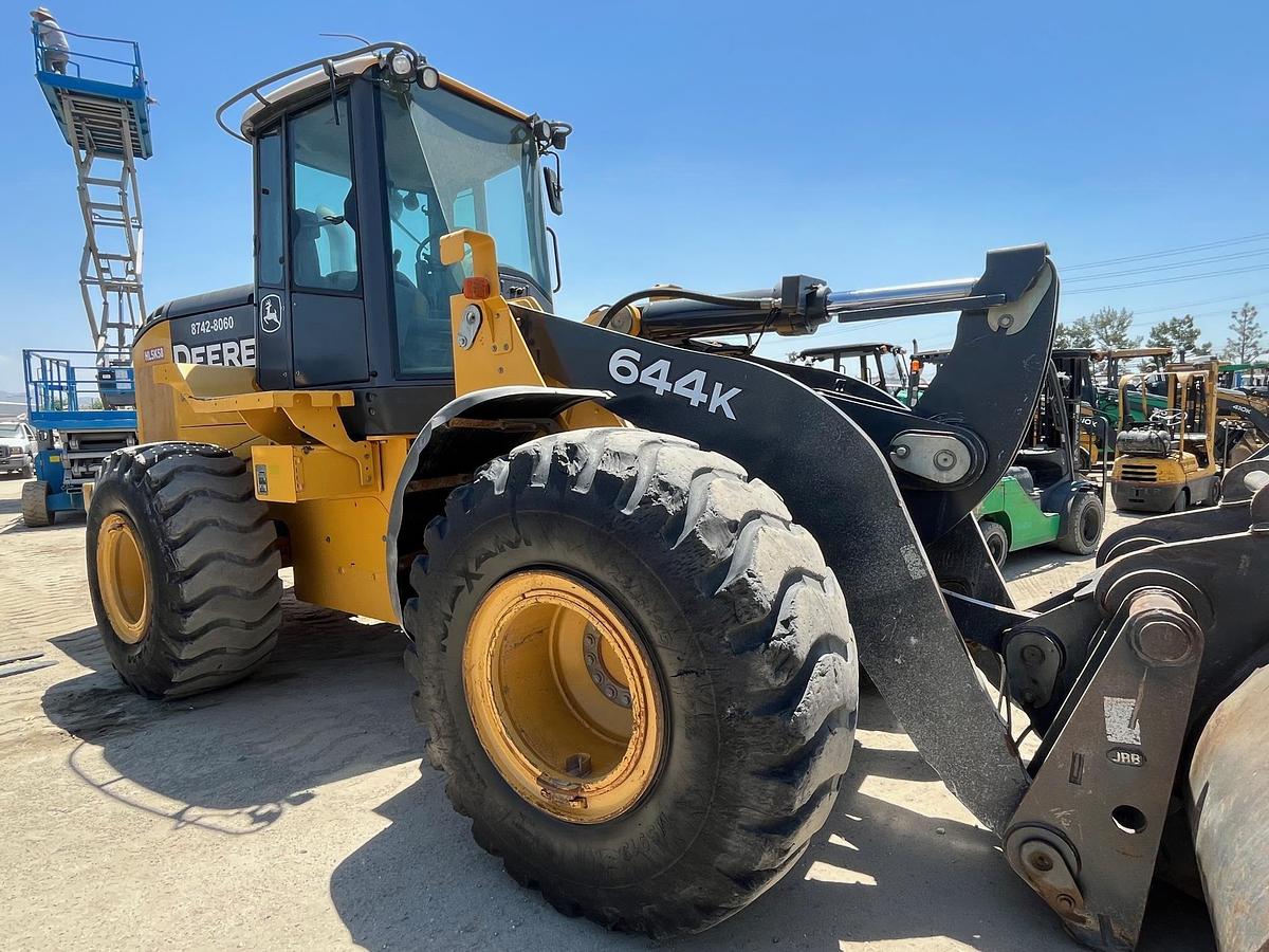 Used 2013 DEERE 644K
