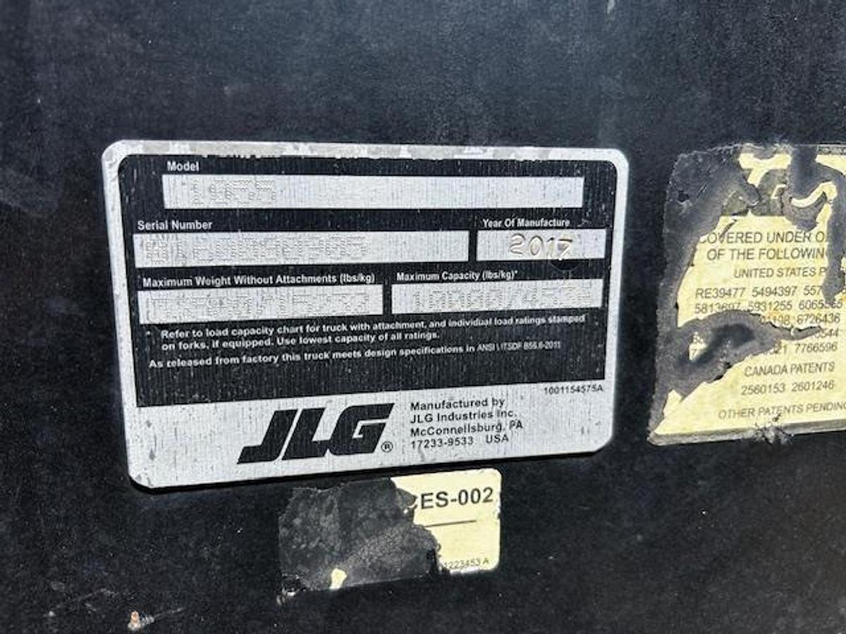 Used 2017 JLG 1055