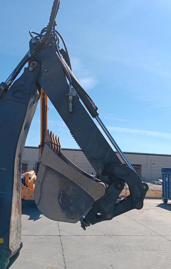 Used 2019 DEERE 310L EP