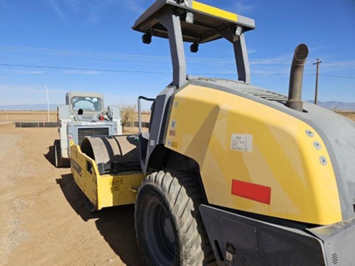 Used 2017 DYNAPAC CA1400D
