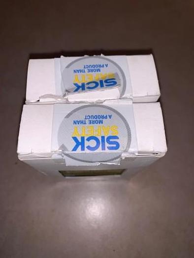 UE10-2FG3D0 SICK Safety Relays