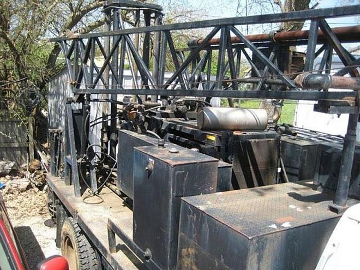 Used 1987 Mobile B61HD Drill Rig