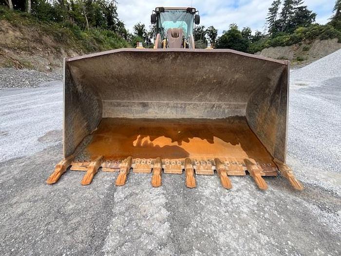 Used Vovlo L250G Loading Shovel