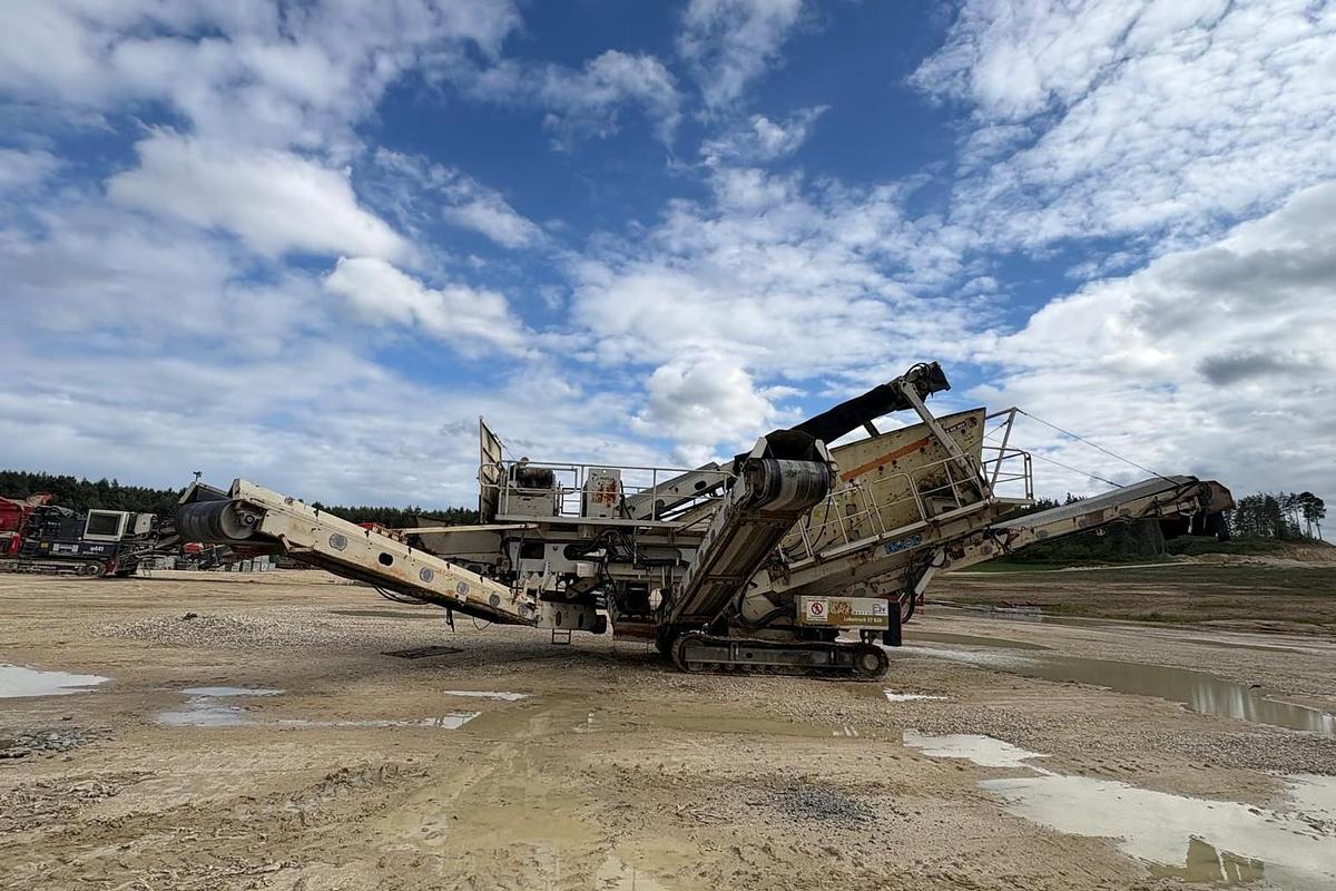 Used 2007 Metso Lokotrack ST620