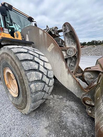 Used Vovlo L250G Loading Shovel