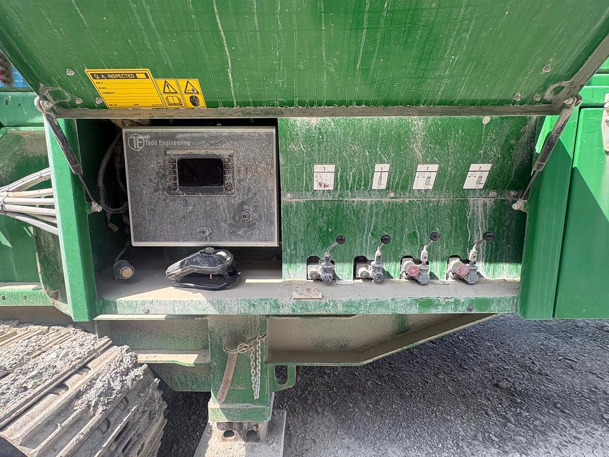 Used 2022 McCloskey J50 V2
