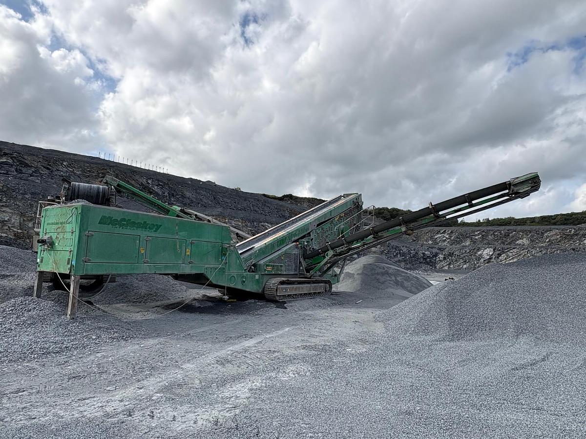 Refurbished 2015 McCloskey S190