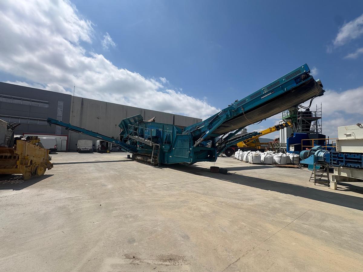 Used 2008 Powerscreen Warrior 2400