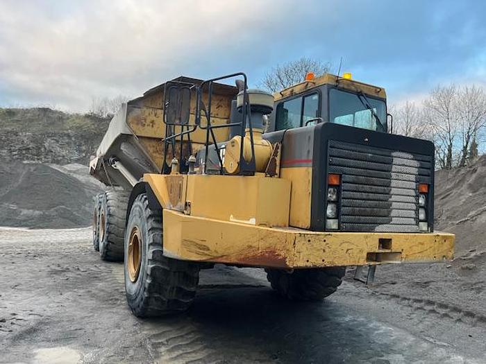 Used Caterpillar D400E