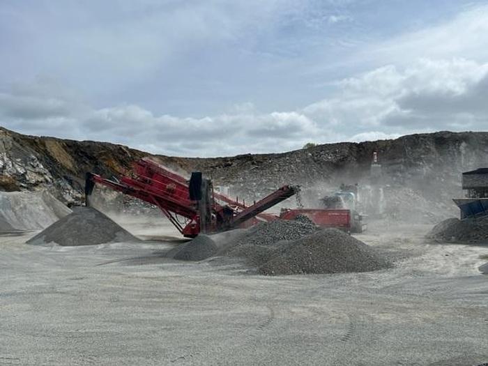 Used Terex Finlay 694