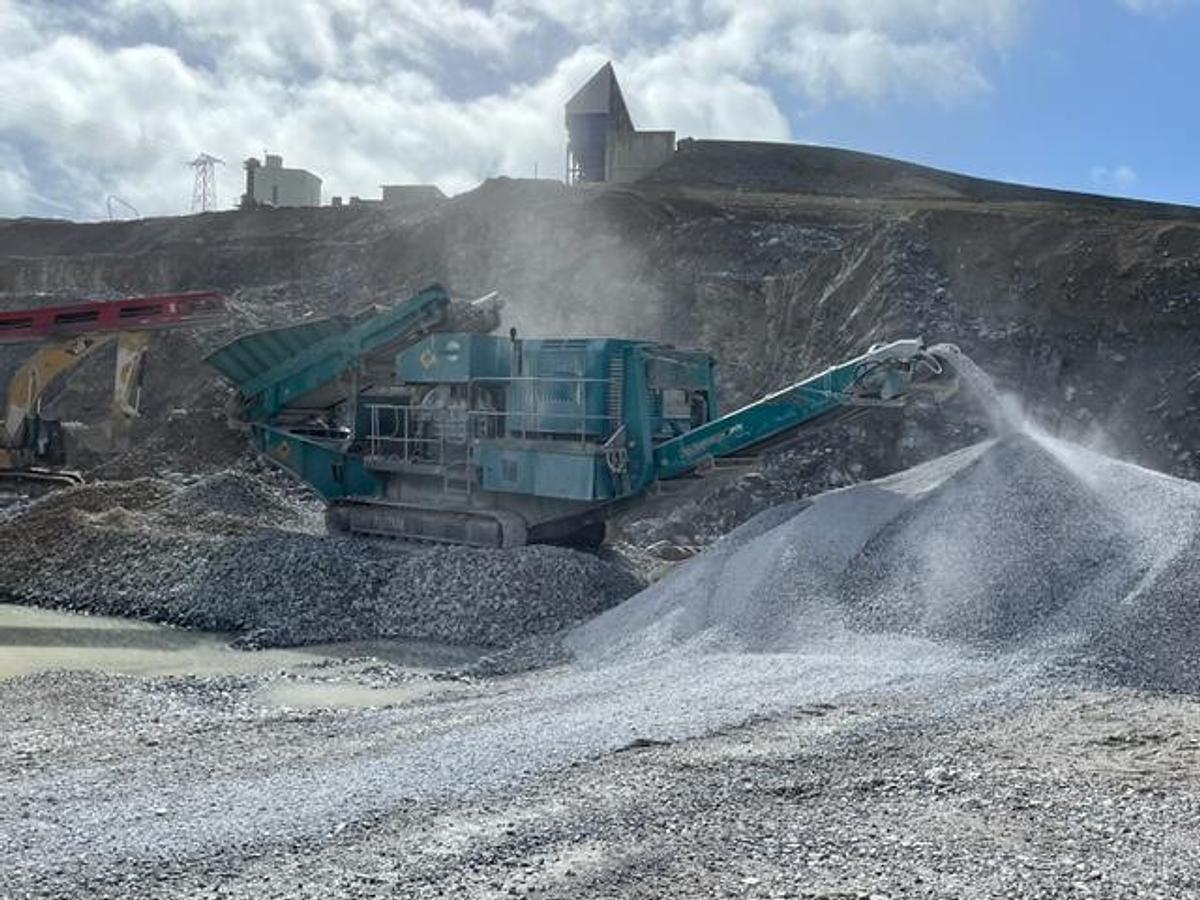 Used Powerscreen 1300 Maxtrak 2010
