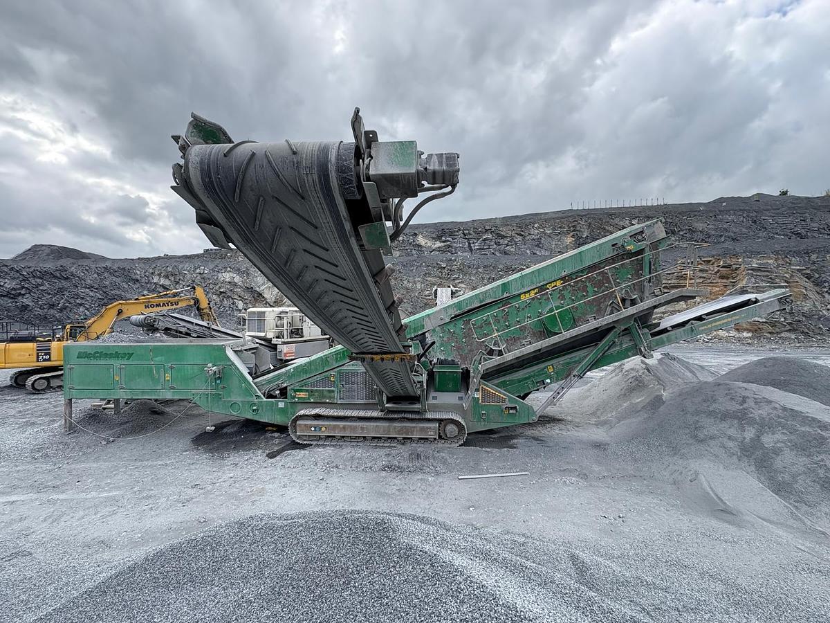 Refurbished 2015 McCloskey S190