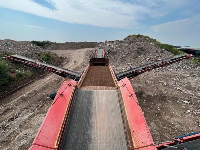 Used 2015 Terex Finlay 984