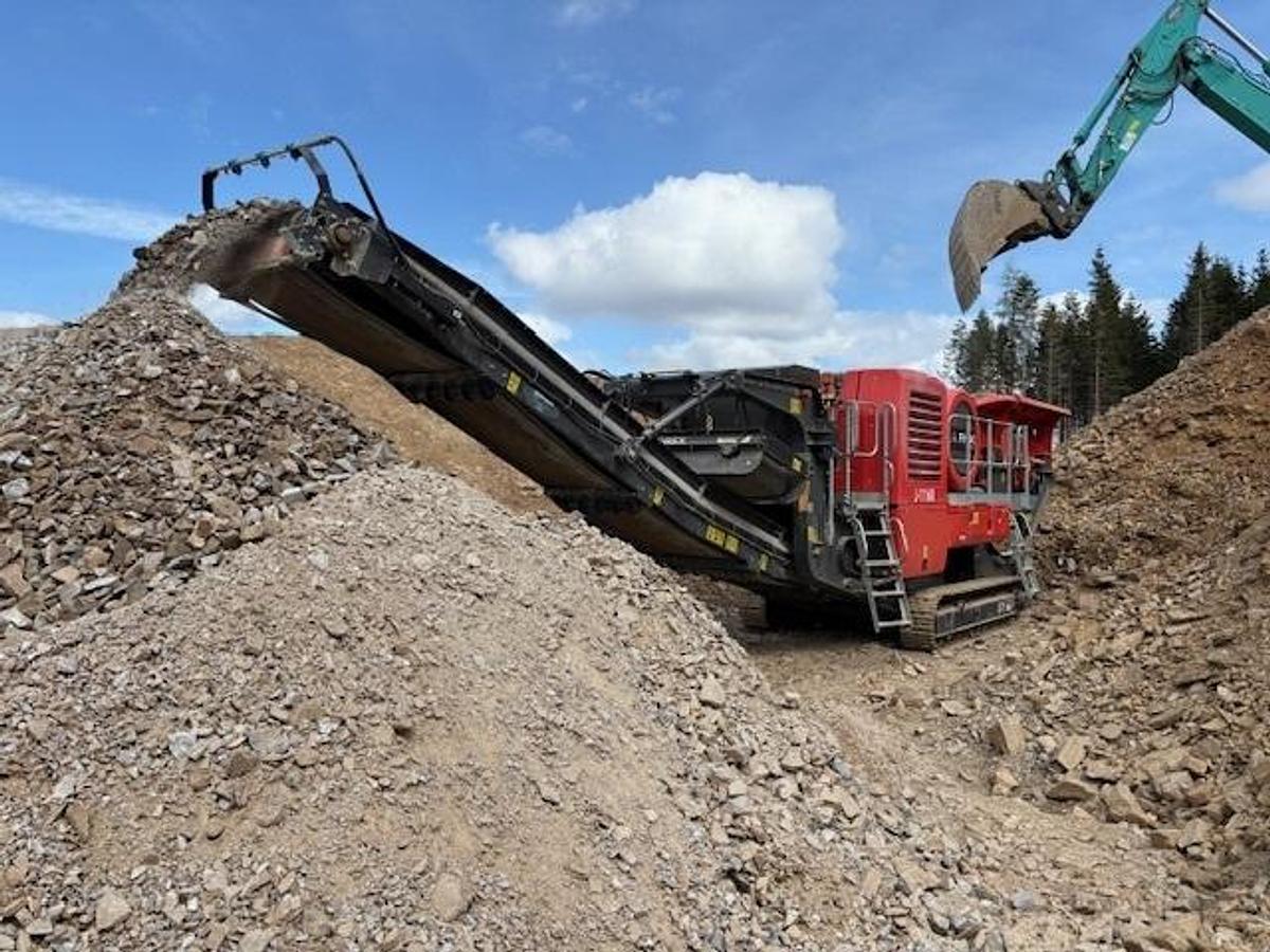 Used 2023 Terex Finlay J-1160