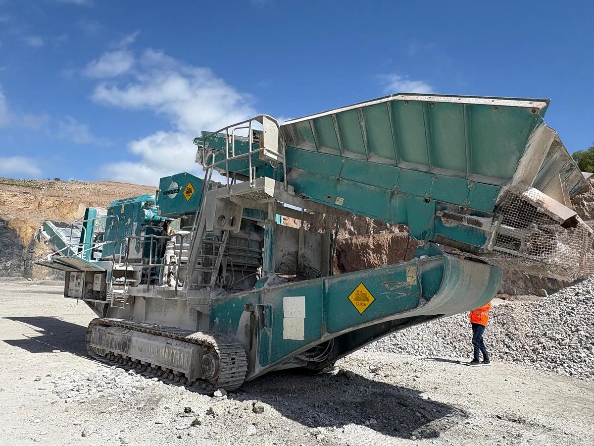 Used 2010 Powerscreen 1300 Maxtrak