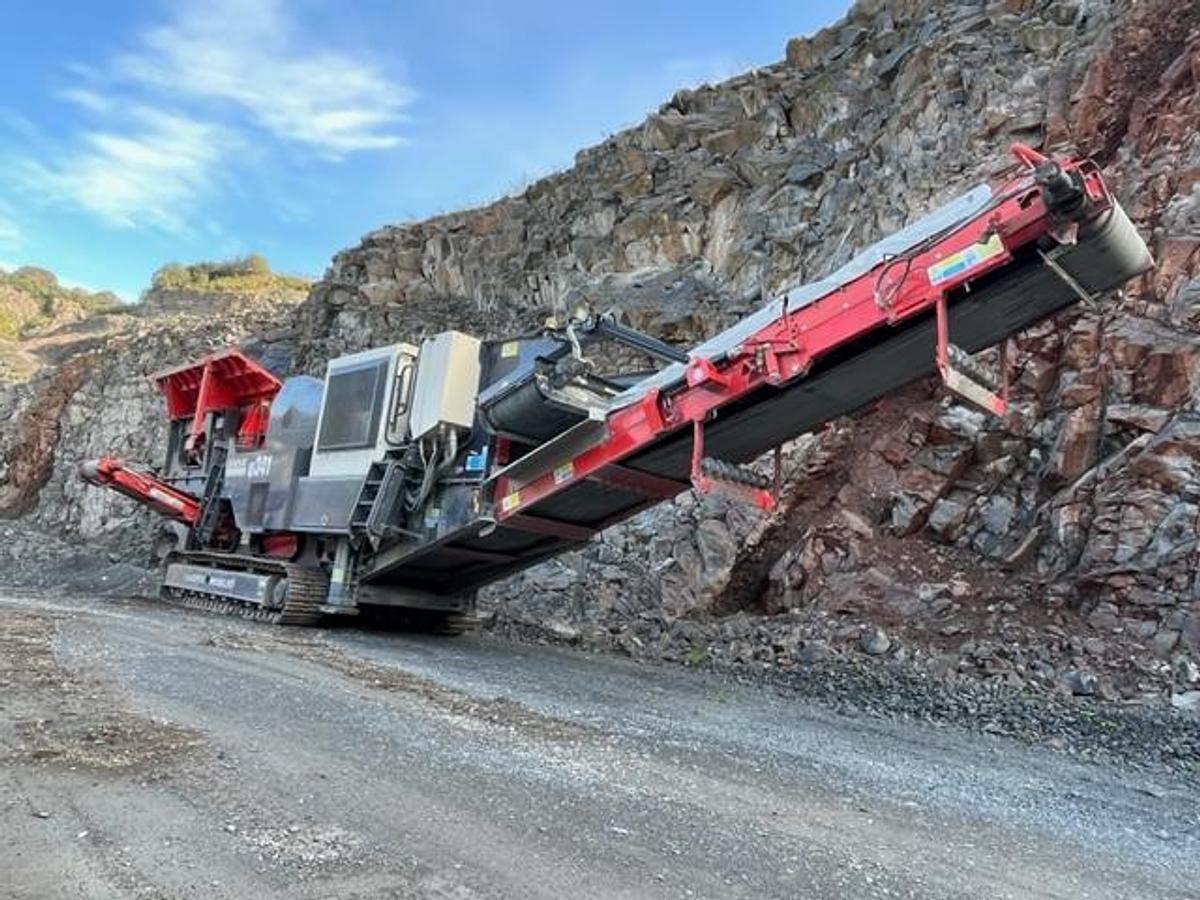 Used 2018 Sandvik QJ341 Jaw Crusher