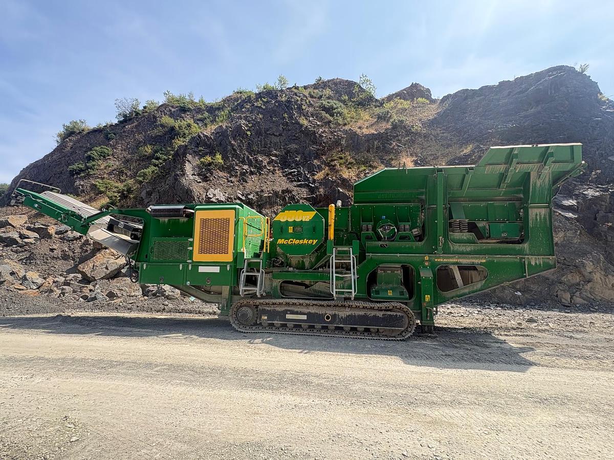 Used 2022 McCloskey J50 V2