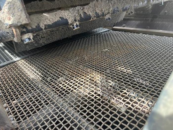 Used 2007 Powerscreen 2100 2 deck Rinsing screen