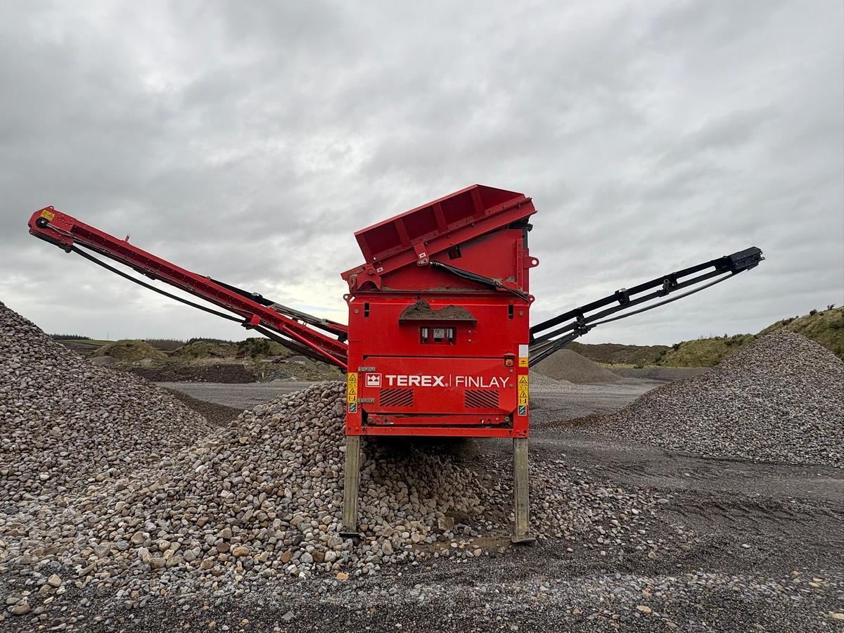 Used 2022 Terex Finlay 674