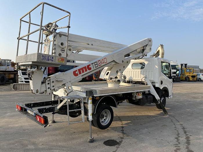 Used 2013 RENAULT MAXITY CON PIATTAFORMA CMC TB 240