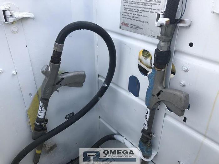 Used FMC TM1800 Aircraft Deicer (1,800 gallon tank cap) on Ford Chassis.
Low-time unit!