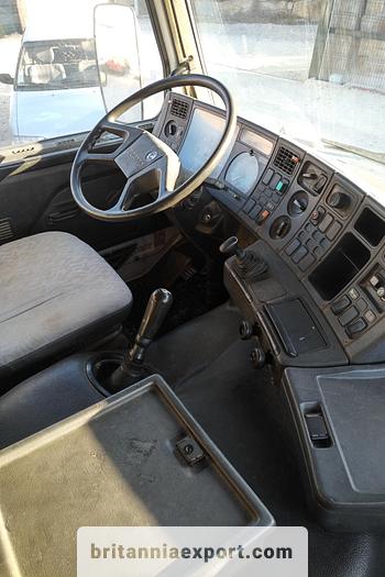 Used 1993 SCANIA P93 H 250 6X2 air con flatbed truck
