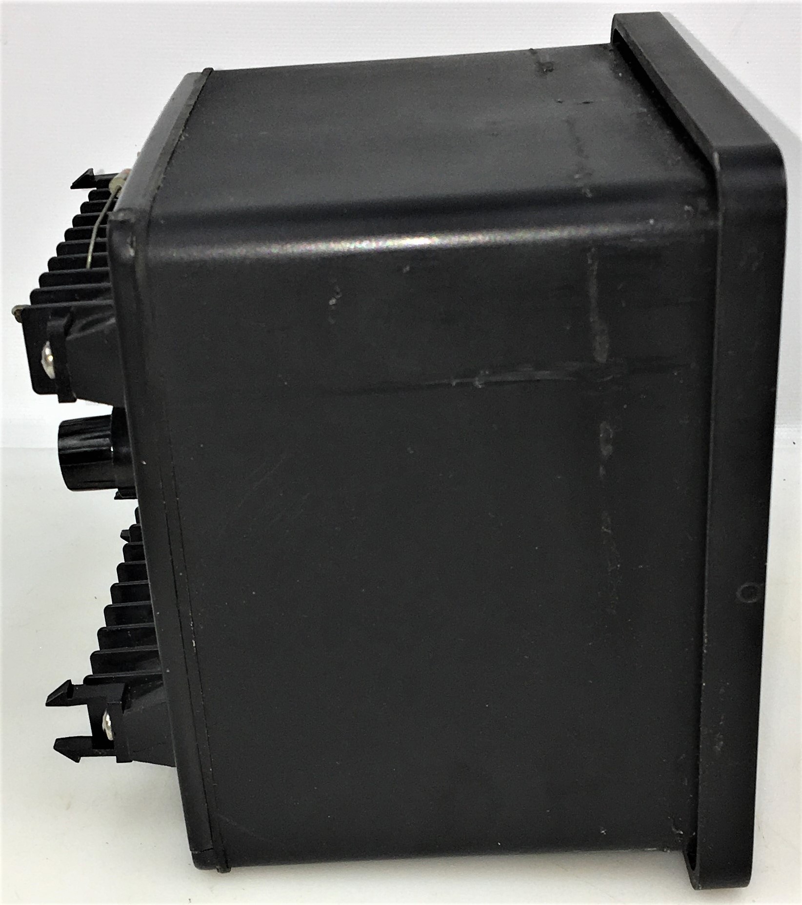 New Open Box Signet MK811A-3 Conductivity Controller with Sensor