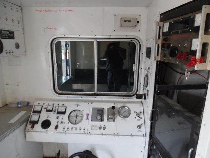 Used 2005 Mack Wireline