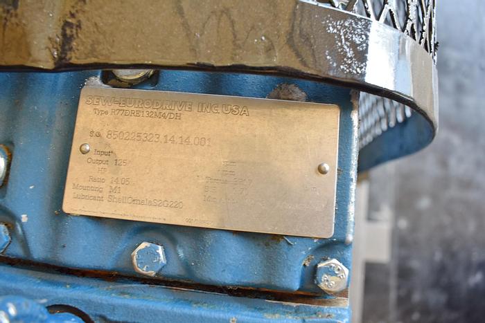 Used USED VIKING GEAR PUMP, 4" X 4" INLET & OUTLET, CAST IRON