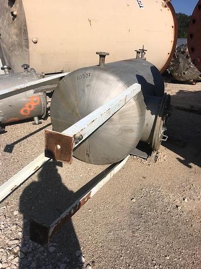 Used Used Kopetz approximately 700 gallon 316L stainless steel vertical tank