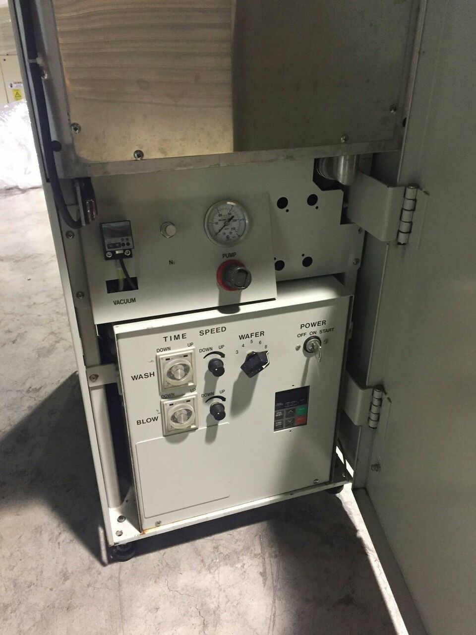 Used Disco DCS 141 Wafer Cleaner