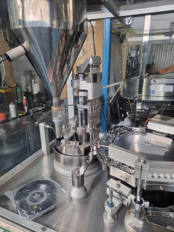 Used 2004 Kwang Dah KDF-6