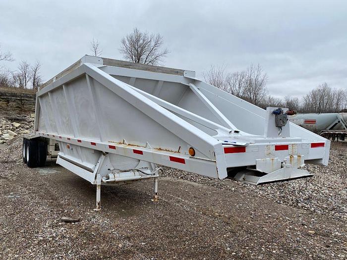 Used 2001 RED RIVER 40' Bottom Dump