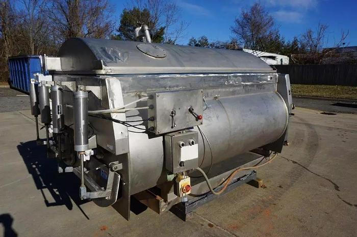 Used 3,000# AMFEC VACUUM TWIN SHAFT RIBBON BLENDER - S/S