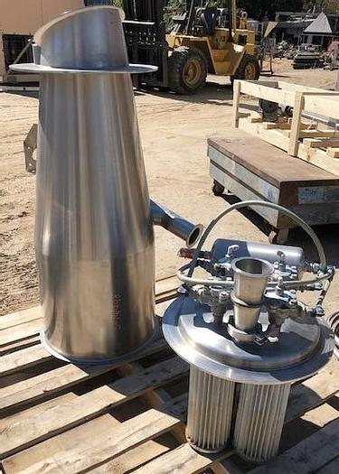 Used Dust Collector, Cartridge, 15" Dia., S/st, 4 Cartridge #S741440