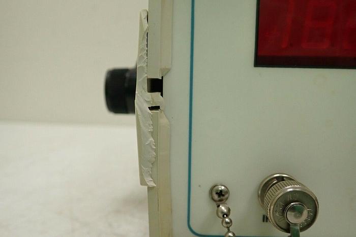 Used Victoreen Model 525 Precision Electrometer Dosemeter