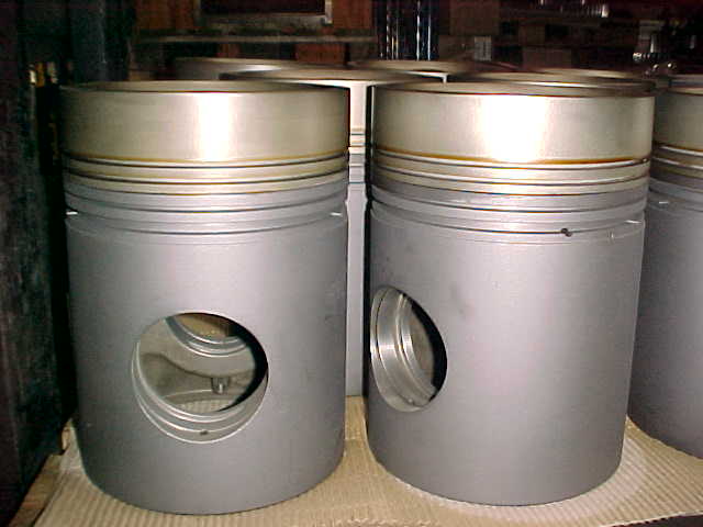 Used PISTONS MWM TBD 444-L6 / L8