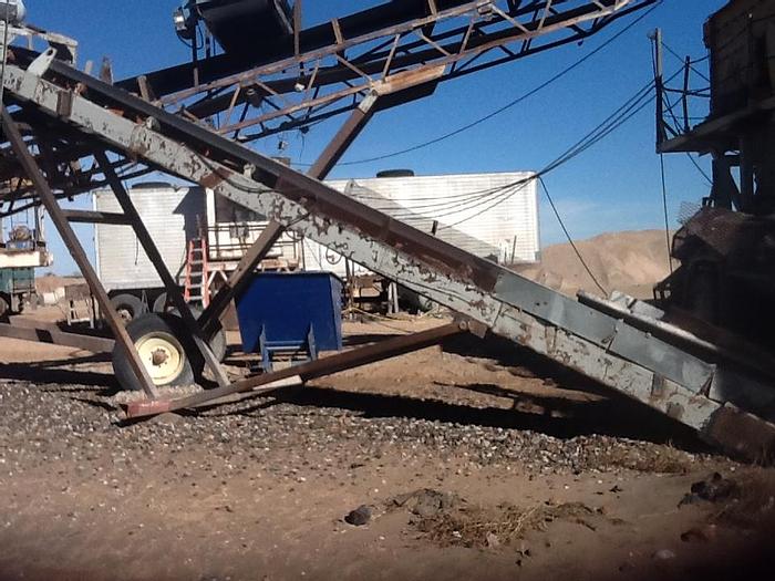 Used 26-PIECE CRUSHING/SCREENING SYSTEM